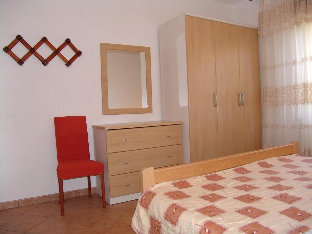 Apartments Bozica Krk Town Bagian luar foto